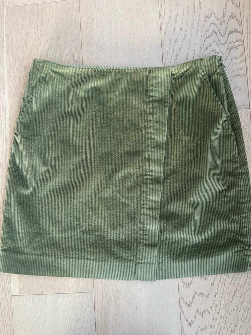 Reiss Light Olive Green Lightweight Skirt